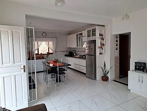 Casa 2 Pisos com Piscina 5 Quartos 1 Suíte Master 1 Suíte - Foto 9