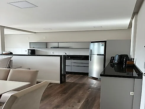 Apartamento em Ponta de Baixo, São José