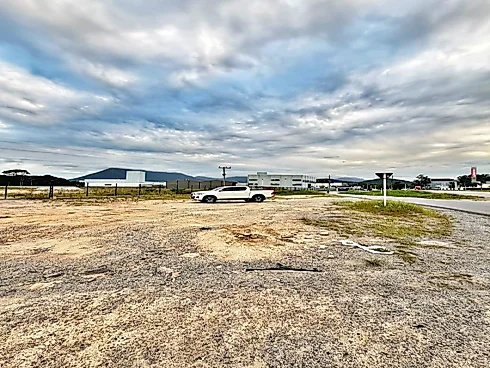 Terreno Disponível para Locação, para Fins Comerciais ou Industriais, 11.000,00 Metros Quadrados, de Frente para Br 282, Palhoça/SC - Foto 12