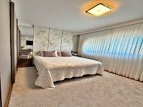 Amplo Apartamento Disponível para Venda, 4 Suítes, Totalmente Mobiliado e Decorado, no Kplatz Residence, Bairro Campinas, São José/SC - Foto 23