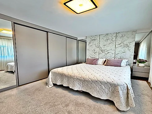 Amplo Apartamento Disponível para Venda, 4 Suítes, Totalmente Mobiliado e Decorado, no Kplatz Residence, Bairro Campinas, São José/SC - Foto 24