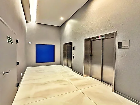 Amplo Apartamento Disponível para Venda, 4 Suítes, Totalmente Mobiliado e Decorado, no Kplatz Residence, Bairro Campinas, São José/SC - Foto 6