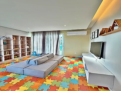 Amplo Apartamento Disponível para Venda, 4 Suítes, Totalmente Mobiliado e Decorado, no Kplatz Residence, Bairro Campinas, São José/SC - Foto 51
