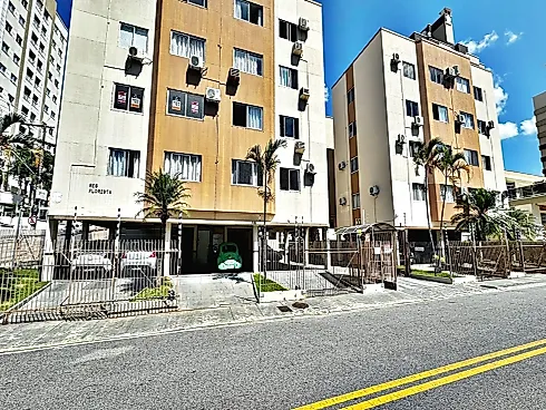  Apartamento com 2 Dormitórios para Alugar, 63 m² - Floresta - São José/SC
