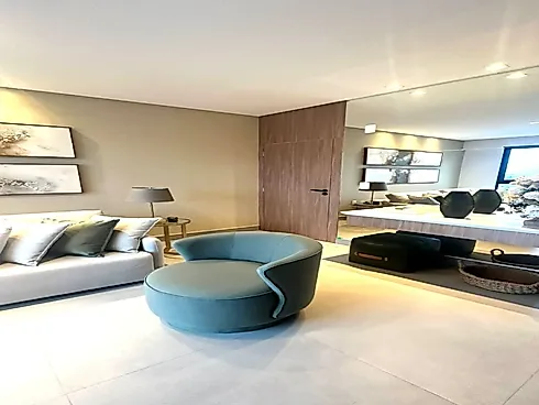 Apartamento em Beira Mar Meia Praia, Itapema