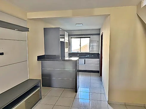 Sobrado geminado em Nova Palhoça, Palhoça