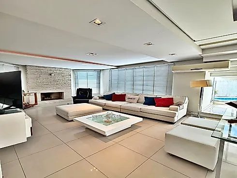 Casa Disponível para Venda, Bairro Pedra Branca, 4 Dormitórios, sendo 2 Suítes, Piscina, Palhoça/SC - Foto 11