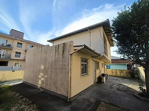 Casa em Ponte do Imaruim, Palhoça