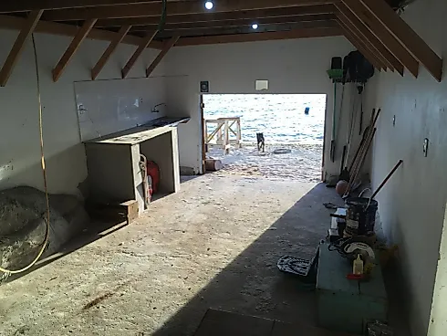 Casa com 3 Dorm. de Frente para o Mar na Enseada de Brito/Palhoça SC - Foto 8