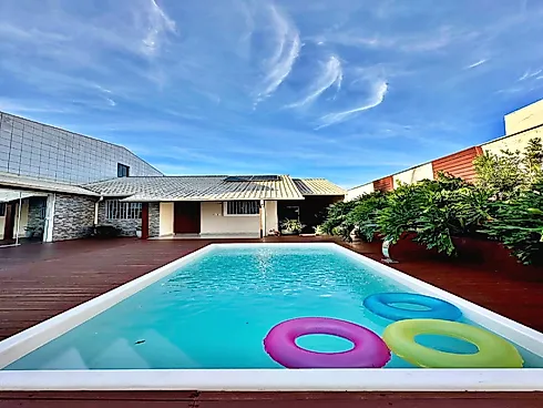 Casa Mobiliada 2 Quartos, 1 Suíte, 2 Vagas - Forquilhinhas