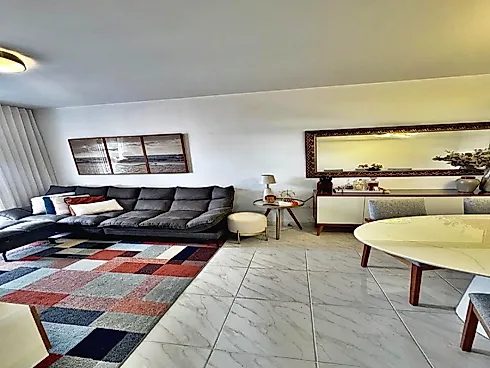 Apartamento em Kobrasol, São José