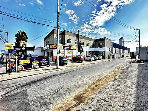 Loja Térrea Comercial - 60m², Caminho Novo