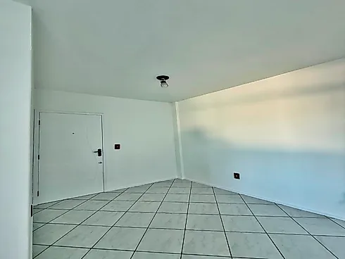 Apartamento em Praia Comprida, São José