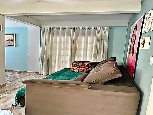 Casa em Fundos, Biguaçu