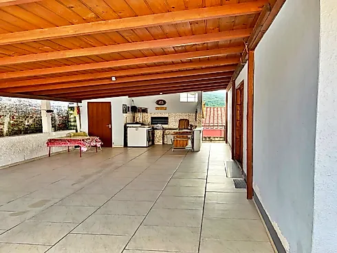 Casa em Fundos, Biguaçu