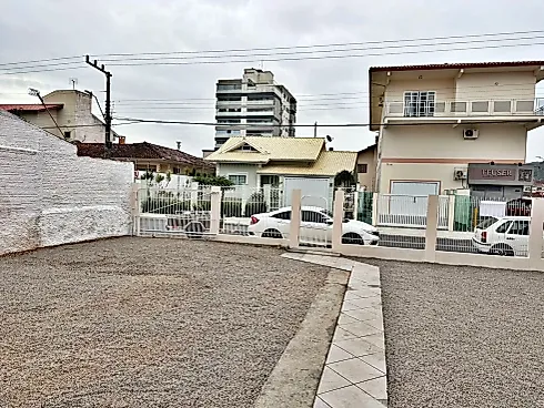 Casa 2 Quartos, 1 Suíte, 2 Vagas - Centro Biguaçú - Foto 15
