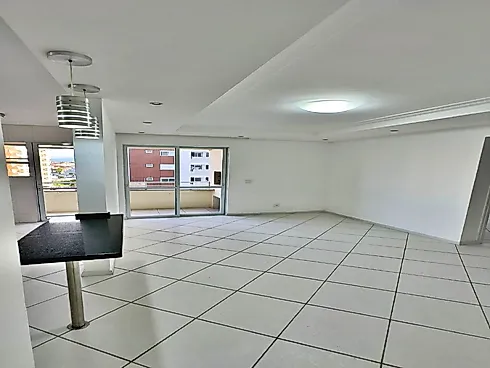 Apartamento em Barreiros, São José