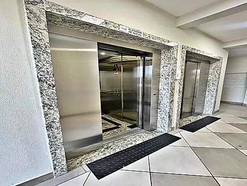 Apto 2 Quartos, 1 Vaga, Lazer - Praia de Fora - Foto 17