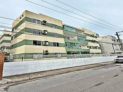 Apartamento em Serraria, São José
