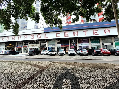 Loja térrea em Kobrasol, São José