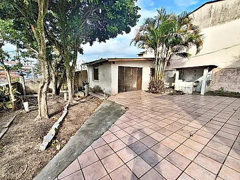 Casa 3 Quartos com Excelente Terreno - Foto 19
