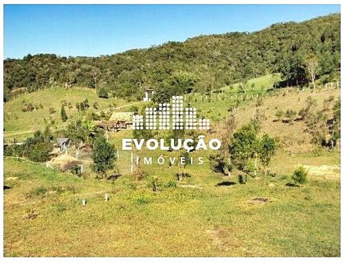 Sítio em Santa Tereza, São Pedro de Alcântara