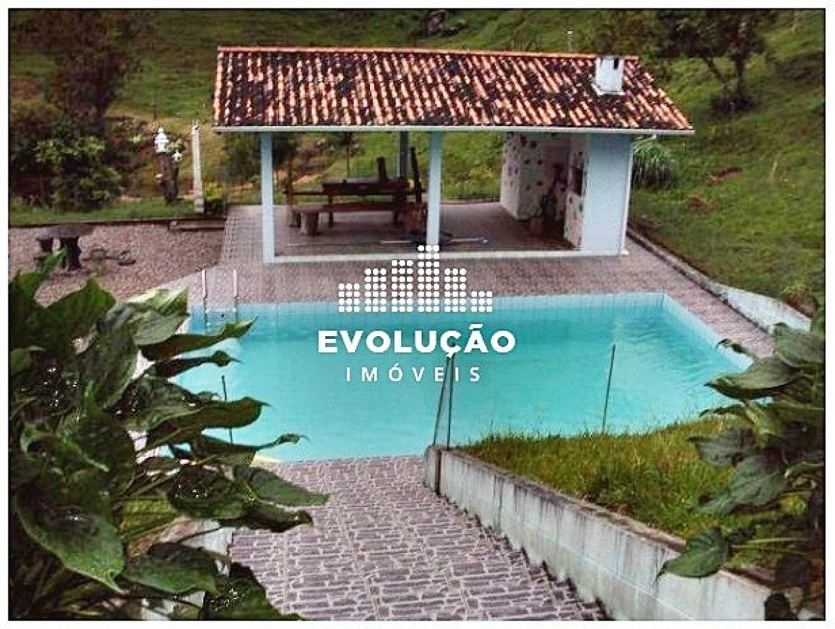 Sítio em Santa Tereza, São Pedro de Alcântara