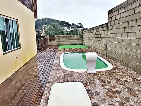 Casa 4 Dormitórios e Piscina - Fundos - Foto 11
