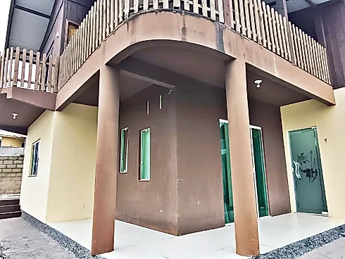 Casa 4 Dormitórios e Piscina - Fundos - Foto 7