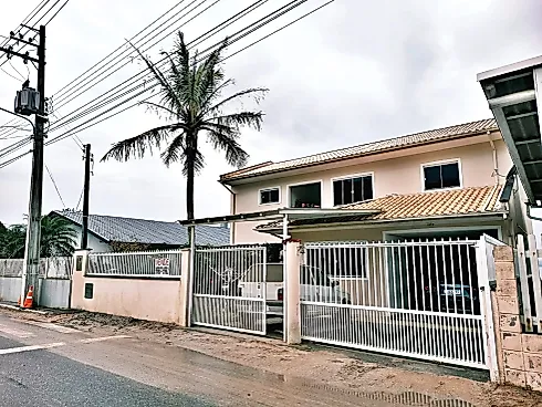 Casa em São Miguel (Guaporanga), Biguaçu