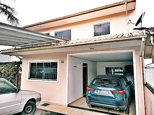 Casa em São Miguel (Guaporanga), Biguaçu