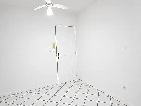 Apartamento em Kobrasol, São José