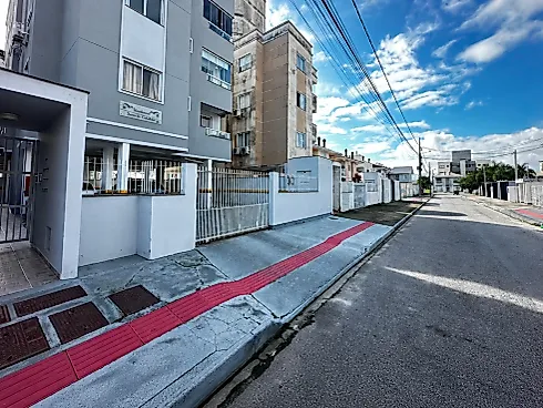 Apartamento em Nova Palhoça, Palhoça