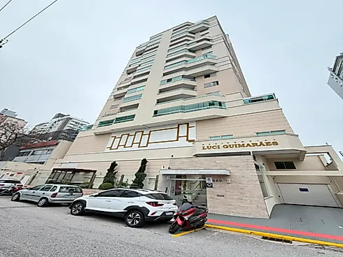 Apartamento em Kobrasol, São José