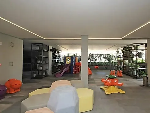 Studio Totalmente Mobiliado, Equipado e Decorado, Disponível para Venda no Cidade Milano, Vaga de Garagem, Centro de Florianópolis/SC - Foto 32
