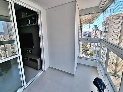 Apartamento em Kobrasol, São José