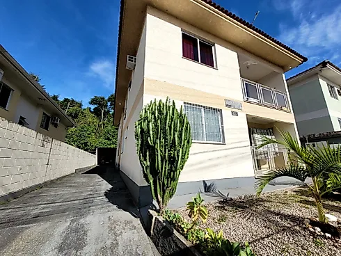 Apartamento em Ipiranga, São José