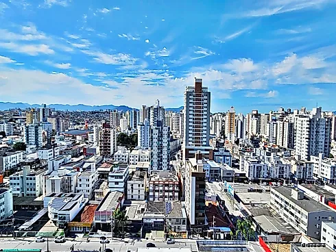 Apartamento em Kobrasol, São José
