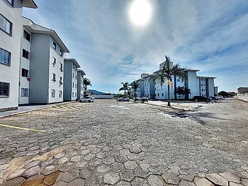 Apto 2 Quartos, 1 Vaga, Lazer - Rio Caveiras - Apartamento em Praia João Rosa, Biguaçu - Foto 1