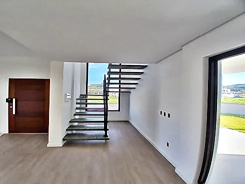 Sobrado em Bela Vista, Palhoça