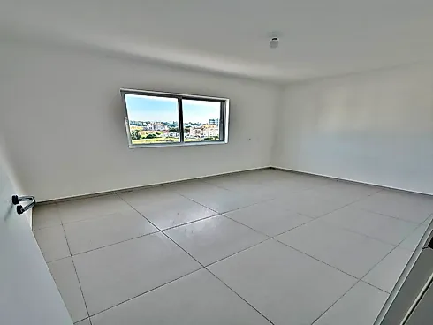 Apartamento com 2 Dormitórios, Garagem para 2 Veículos, Disponível para Locação Anual, Bairro Areias, São José/SC - Foto 16