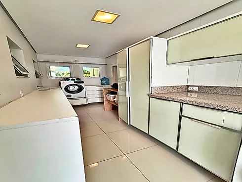 Casa de Alto Padrão, Mobiliada, Disponível para Venda no Condomínio Residencial Quinta dos Guimarães, Santo Amaro da Imperatriz/SC - Foto 22