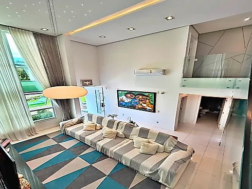 Casa de Alto Padrão, Mobiliada, Disponível para Venda no Condomínio Residencial Quinta dos Guimarães, Santo Amaro da Imperatriz/SC - Foto 29