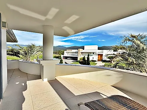 Casa de Alto Padrão, Mobiliada, Disponível para Venda no Condomínio Residencial Quinta dos Guimarães, Santo Amaro da Imperatriz/SC - Foto 37