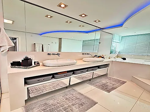 Casa de Alto Padrão, Mobiliada, Disponível para Venda no Condomínio Residencial Quinta dos Guimarães, Santo Amaro da Imperatriz/SC - Foto 43