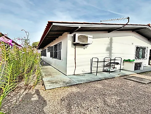 Casa Disponível para Venda no Bairro Kobrasol, São José/SC, 3 Dormitórios: - Foto 19