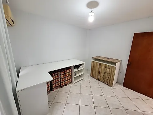Casa 2 Quartos com 1 Suíte - Carianos - Foto 17
