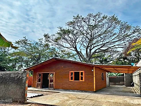 Casa 2 Quartos, 2 Vagas - Guarda do Cubatão