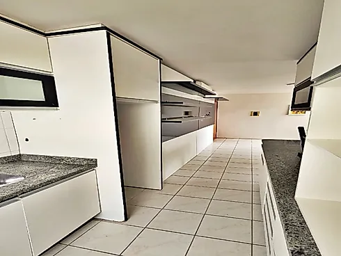 Apartamento em Sertão do Maruim, São José