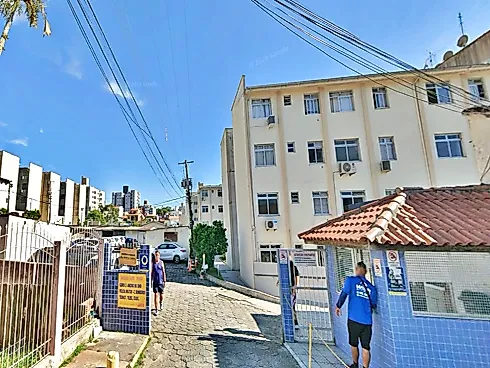 Apartamento em Praia Comprida, São José